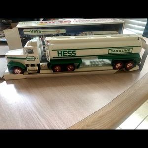 1990 HESS Toy Tanker Truck